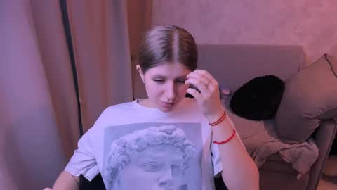 Snapshot of kirraa_ chatting on January 2025 07:18:01 PM Kira online show from January 2025 07:18:01 PM