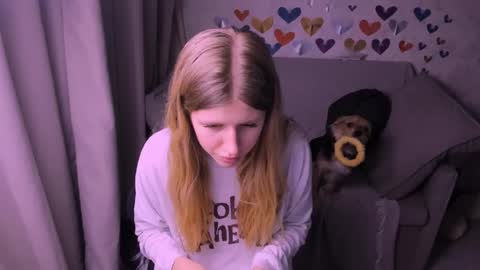 Snapshot of kirraa_ chatting on February 2025 08:11:02 PM Kira online show from February 2025 08:11:02 PM