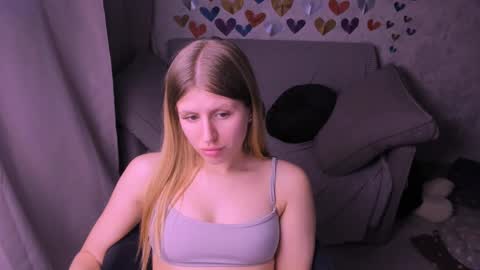 Snapshot of kirraa_ chatting on February 2025 11:36:01 PM Kira online show from February 2025 11:36:01 PM