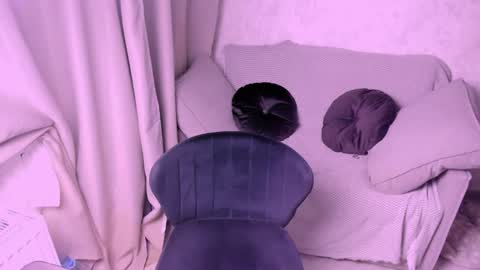 Snapshot of kirraa_ chatting on February 2025 10:39:02 PM Kira online show from February 2025 10:39:02 PM