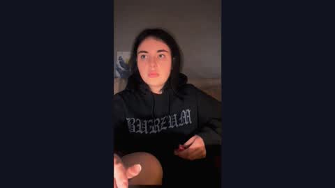 Kira online show from October 2025 08:24:02 PM