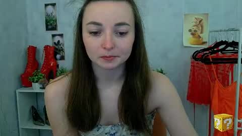 Snapshot of kiss_shy chatting on May 2026 01:29:02 PM Valeria online show from May 2026 01:29:02 PM