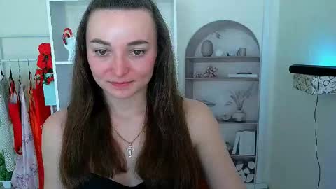 Snapshot of kiss_shy chatting on May 2026 02:45:01 PM Valeria online show from May 2026 02:45:01 PM