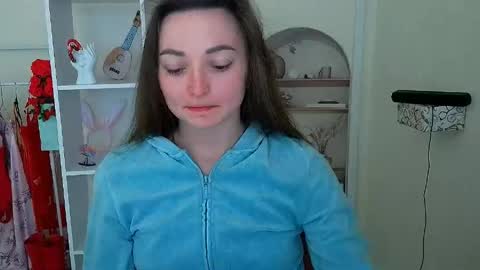Snapshot of kiss_shy chatting on May 2026 02:46:01 PM Valeria online show from May 2026 02:46:01 PM