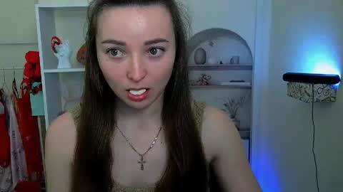 Snapshot of kiss_shy chatting on June 2026 05:42:01 AM Valeria online show from June 2026 05:42:01 AM