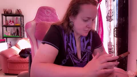 kissica online show from November 2025 07:52:02 AM