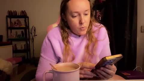 kissica online show from November 2025 06:30:02 PM