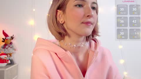 Snapshot of kisskiss_muah chatting on February 2025 02:05:01 PM Kate  online show from February 2025 02:05:01 PM