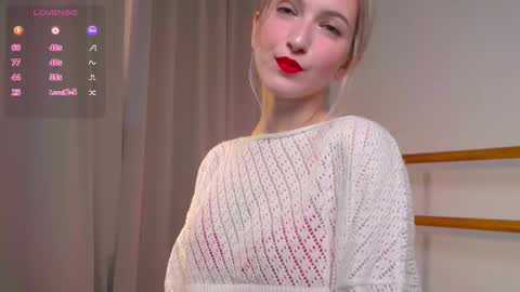 Snapshot of kisskiss_muah chatting on September 2025 02:09:02 PM Kate  online show from September 2025 02:09:02 PM