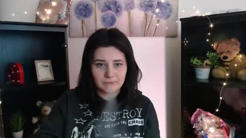 kissleoxx online show from February 2026 03:37:02 PM