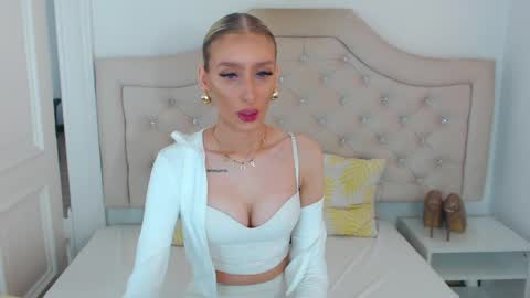 Natalie online show from April 2026 08:24:01 AM