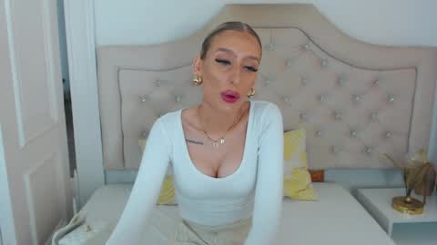 Snapshot of kissnatalie chatting on May 2026 09:49:02 AM Natalie online show from May 2026 09:49:02 AM
