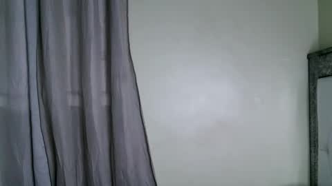 kisssmiles online show from October 2025 05:32:02 AM