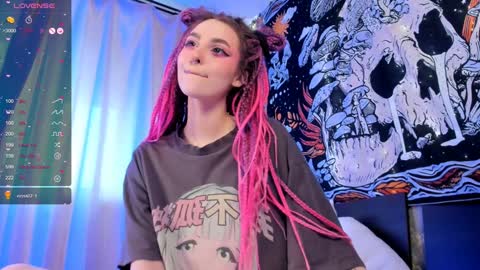 Kissthasky online show from January 2025 12:26:02 PM