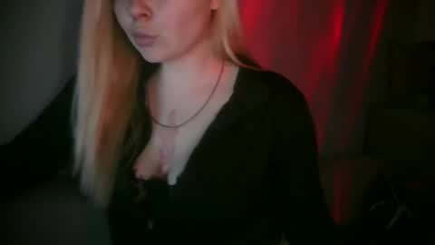 Snapshot of kit_katiki1 chatting on January 2026 11:47:02 PM kit katiki1 online show from January 2026 11:47:02 PM