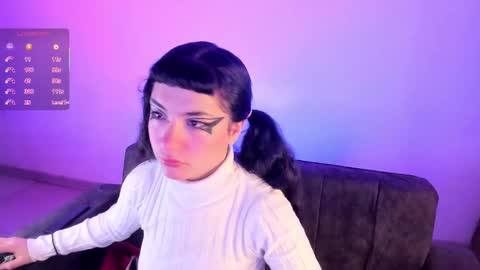 kitty__chs online show from October 2025 11:39:02 AM