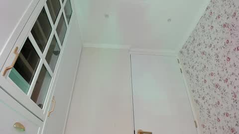 sophie online show from March 2026 06:14:01 PM