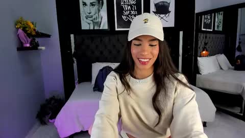 Kitty online show from September 2025 10:29:01 AM