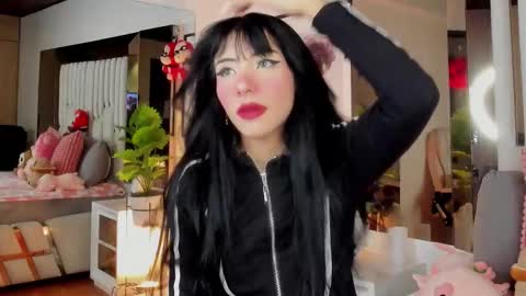 kitty online show from September 2025 08:43:01 PM