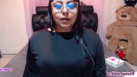 kitty online show from November 2025 11:14:02 PM