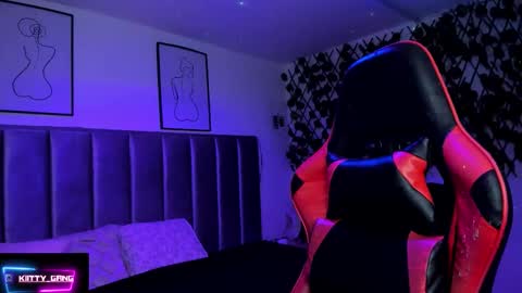 Camila online show from February 2026 02:10:02 AM