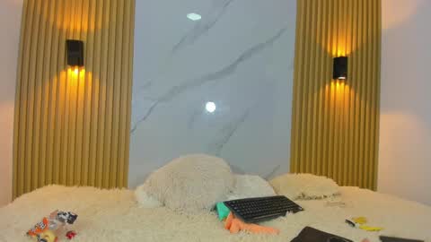 kitty_gill online show from December 2024 05:40:01 PM