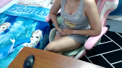 Kate online show from January 2025 08:31:02 PM