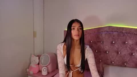 Snapshot of kitty_mia29 chatting on March 2026 05:13:01 AM Kitty online show from March 2026 05:13:01 AM