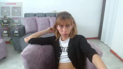 Snapshot of kitty_seducction chatting on June 2026 08:00:01 PM Aleja online show from June 2026 08:00:01 PM