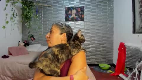 violet online show from September 2025 03:30:02 AM