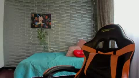 violet online show from February 2026 04:22:01 PM