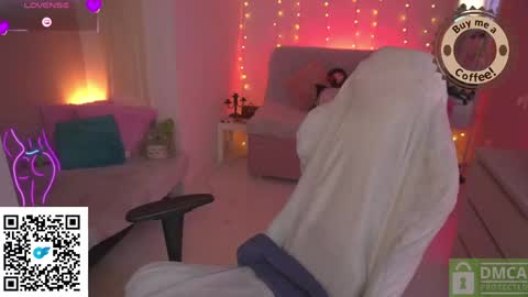 Snapshot of kittygrey chatting on June 2026 06:32:02 PM Samantha Grey online show from June 2026 06:32:02 PM