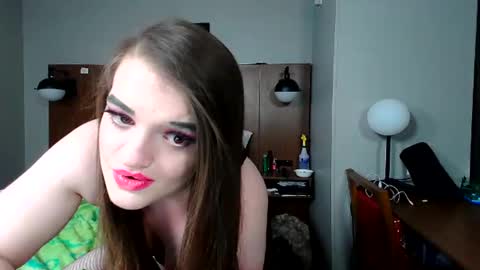 kittykat 1999 online show from February 2025 04:46:01 AM