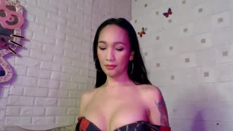 Snapshot of kittykatarena chatting on May 2026 04:57:02 PM Katarena Latsveya online show from May 2026 04:57:02 PM