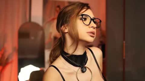 Erika online show from March 2026 08:04:01 PM