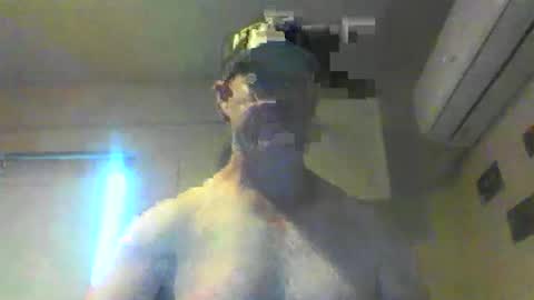 Snapshot of kiwiguy19773 chatting on December 2024 02:28:02 AM kiwiguy19773 online show from December 2024 02:28:02 AM