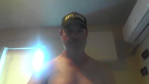 Snapshot of kiwiguy19773 chatting on January 2025 02:26:02 AM kiwiguy19773 online show from January 2025 02:26:02 AM