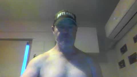 Snapshot of kiwiguy19773 chatting on January 2025 07:56:01 AM kiwiguy19773 online show from January 2025 07:56:01 AM