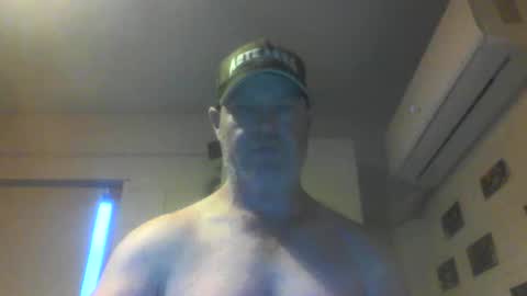 Snapshot of kiwiguy19773 chatting on February 2025 07:10:01 AM kiwiguy19773 online show from February 2025 07:10:01 AM