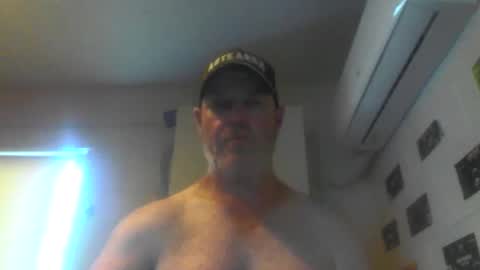 Snapshot of kiwiguy19773 chatting on March 2025 03:24:01 AM kiwiguy19773 online show from March 2025 03:24:01 AM