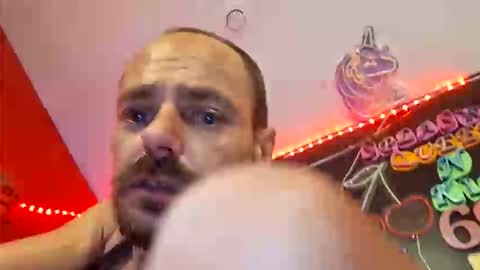 Snapshot of kjs_daddy123 chatting on April 2026 05:13:01 AM Daddy His Splash Queen online show from April 2026 05:13:01 AM