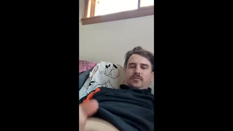 Kiki and Victor online show from April 2026 11:39:02 PM
