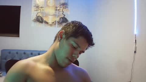 Snapshot of klars_mood chatting on June 2026 12:17:01 AM klars online show from June 2026 12:17:01 AM