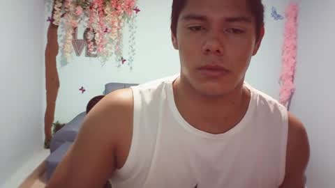 Snapshot of klars_mood chatting on June 2026 06:32:01 PM klars online show from June 2026 06:32:01 PM