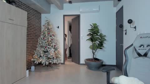 Snapshot of kleogold_1 chatting on December 2024 03:33:02 AM Christina online show from December 2024 03:33:02 AM