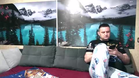 Kleosnow online show from October 2025 09:55:02 AM