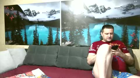 Kleosnow online show from November 2025 08:57:01 AM