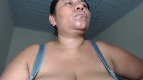 Kloe online show from February 2025 07:57:02 AM