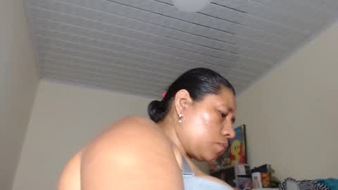 Kloe online show from February 2025 04:48:02 AM