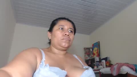 Kloe online show from February 2025 07:49:01 PM